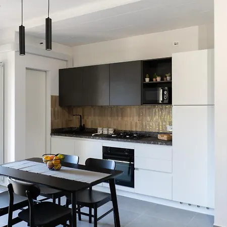 Apartment Effe Boutique House Latina